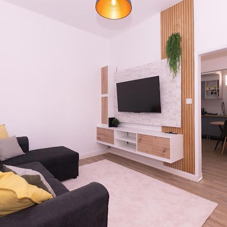 Casa Da Doca II Apartment ฟุงชาล ภายนอก รูปภาพ